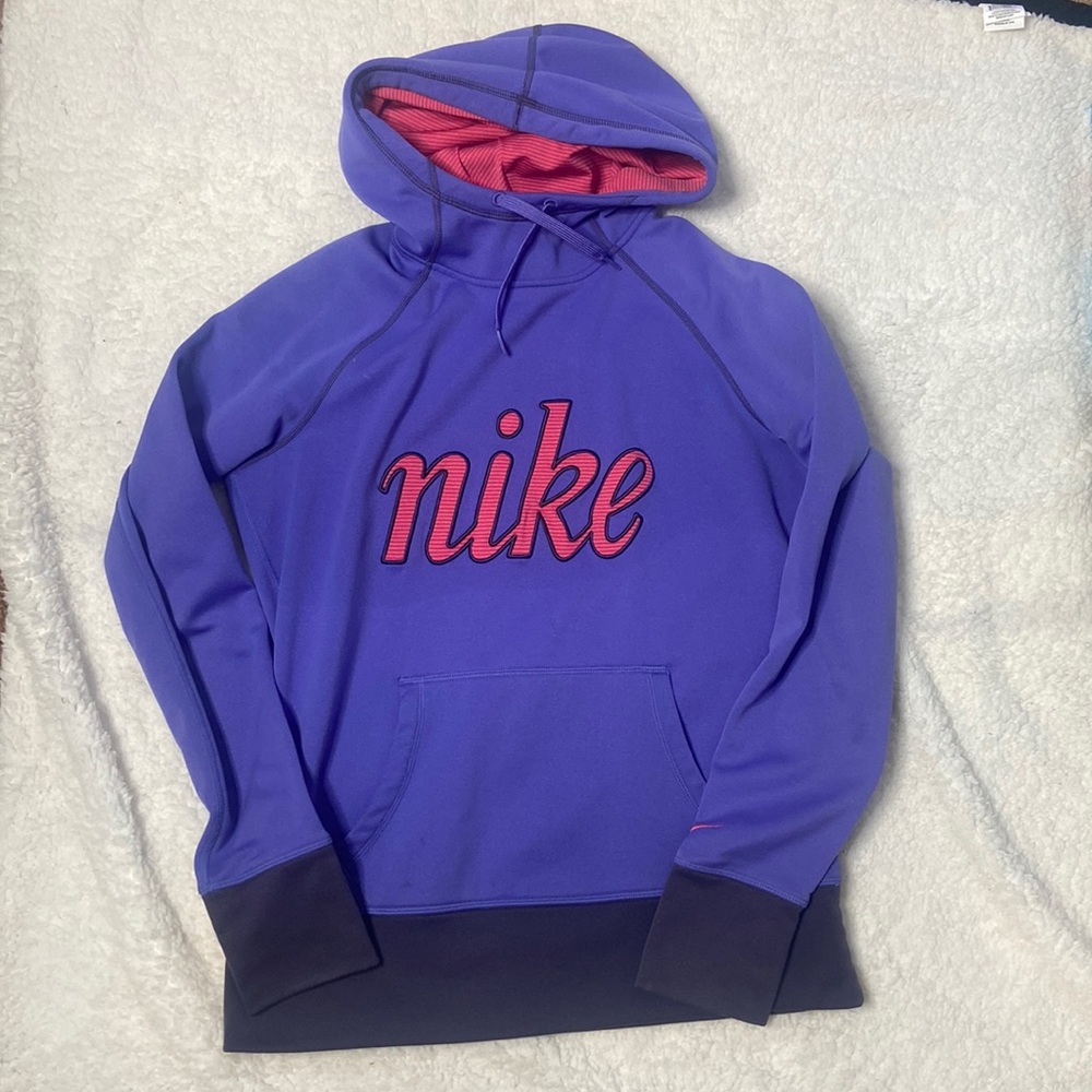 Nike hooded sweatshirt size M